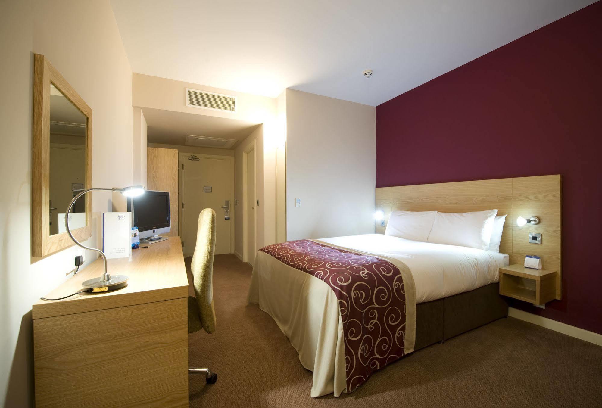 Leonardo 4* Sheffield
