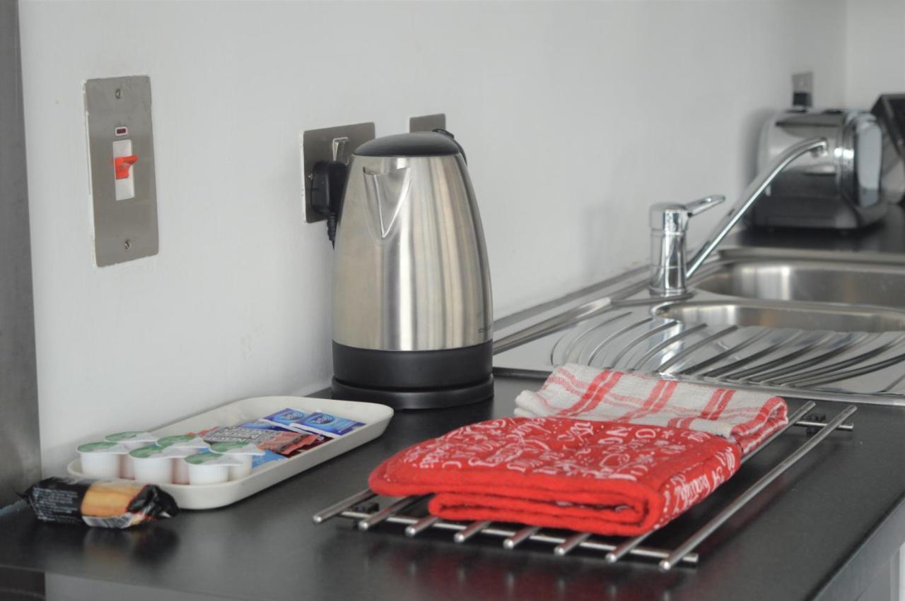 City Crash Pad Serviced Apartments - West Street Apartment