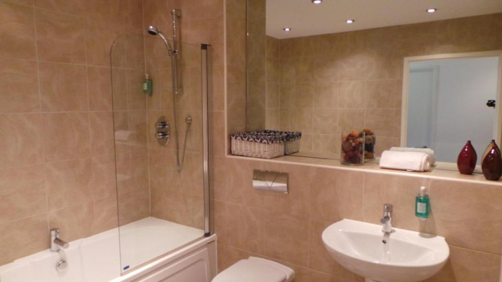 City Crash Pad Serviced Apartments - West Street Apartment