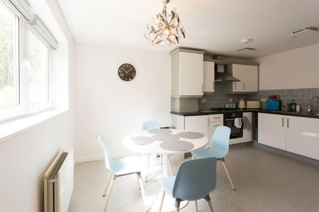 The Beeches 3 - Serviced * Sheffield