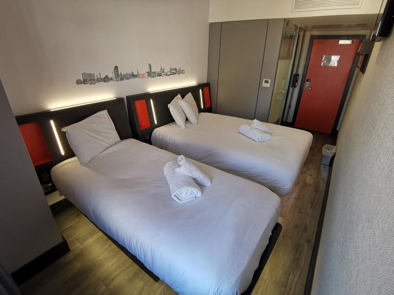 Hotel Easyhotel