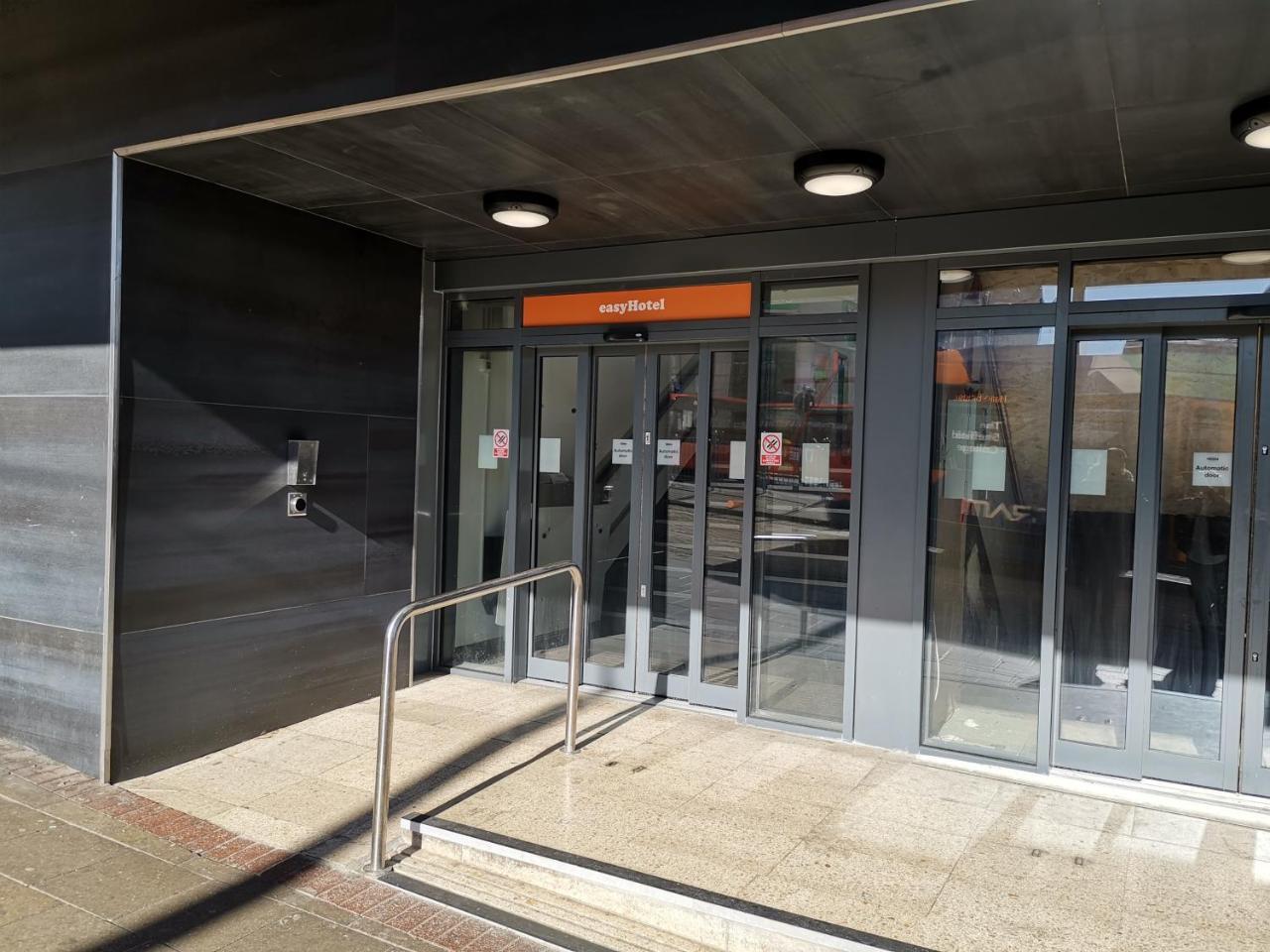 Hotel Easyhotel