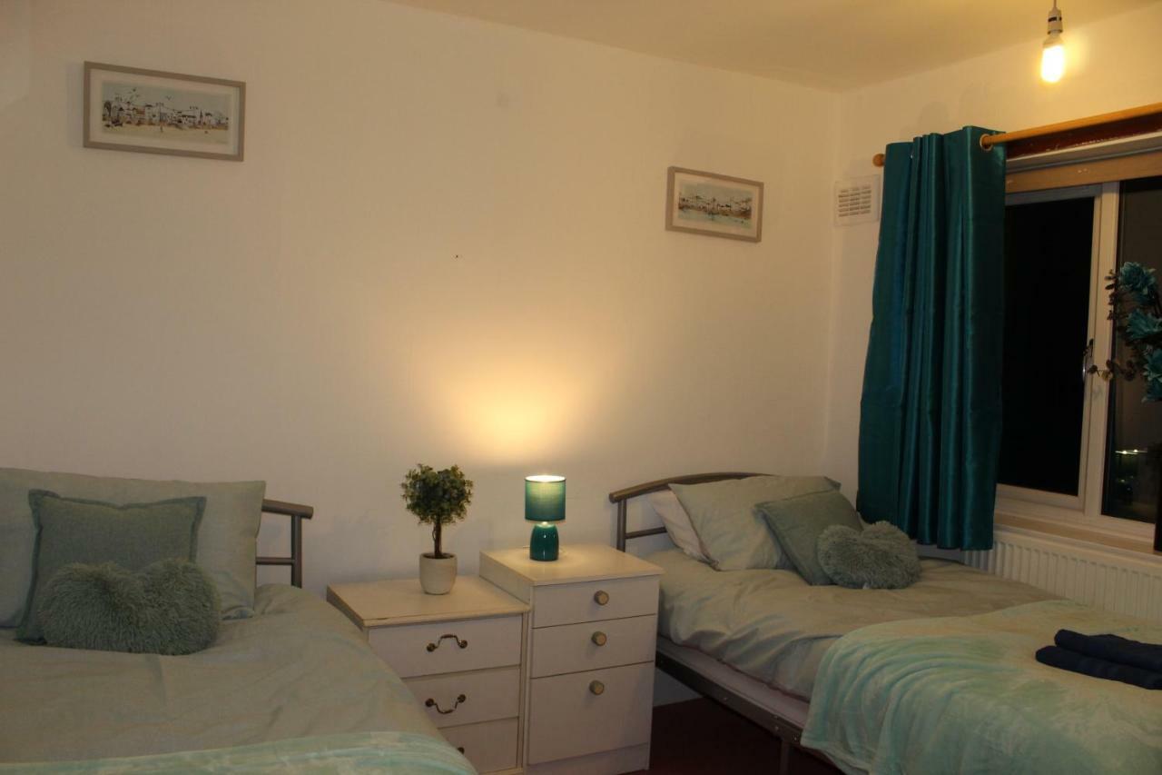 Dagnam House Holiday home *