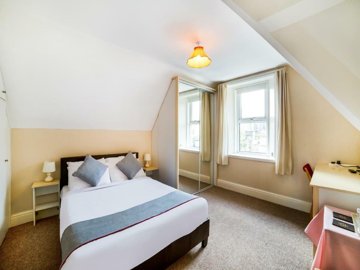 Bed & Breakfast The Briary