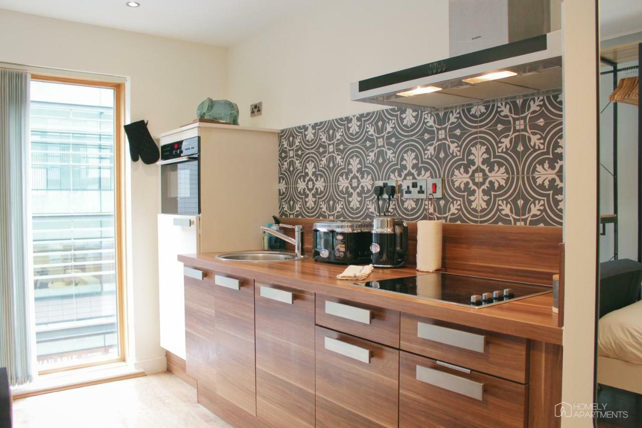 Homely Serviced - Blonk St Apartamento
