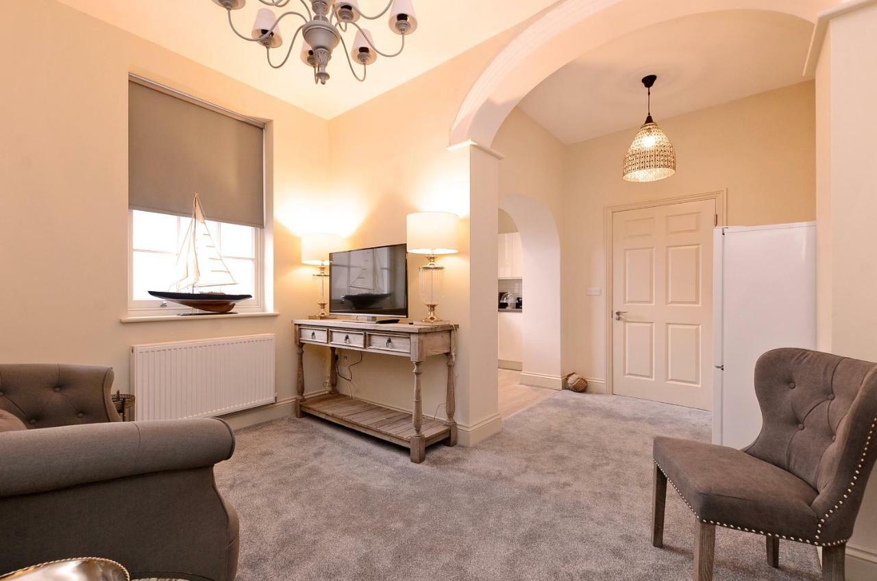 Apartment Ranmoor Serviced At Glossop Road