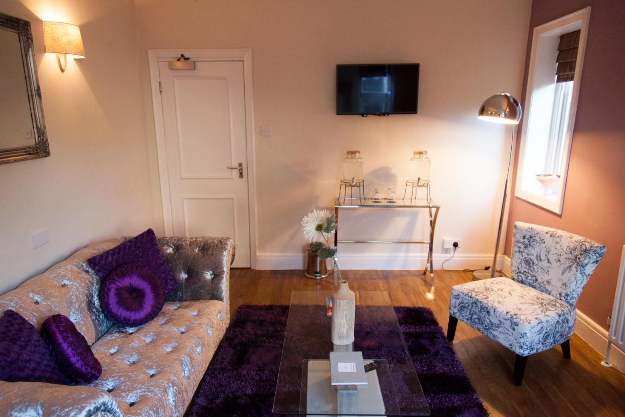 Mercure Kenwood Hall & 4* Sheffield