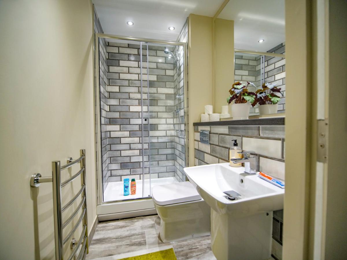Apartment Spacesavers At Figtree Lane *