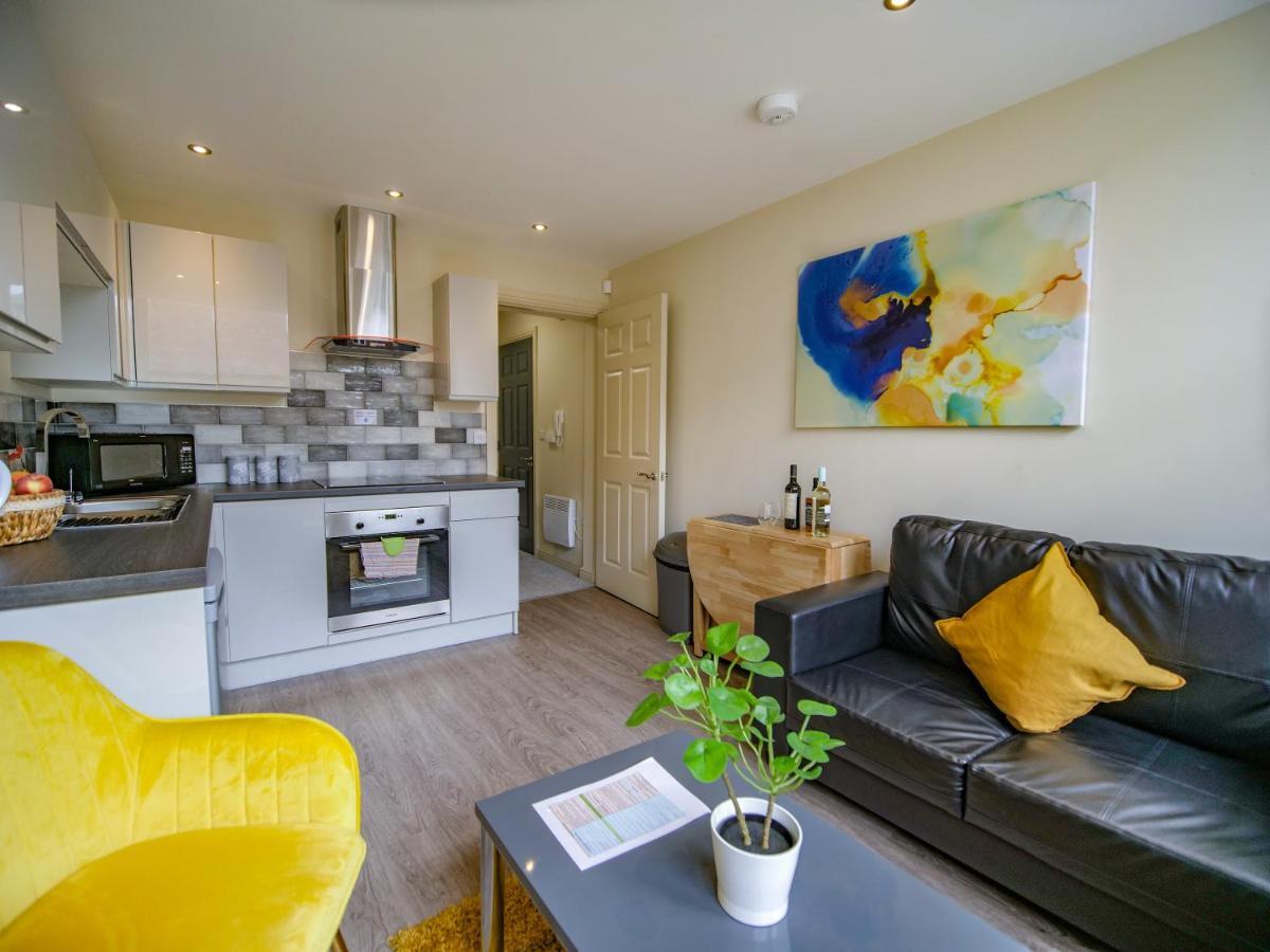 Spacesavers At Figtree Lane Apartment *