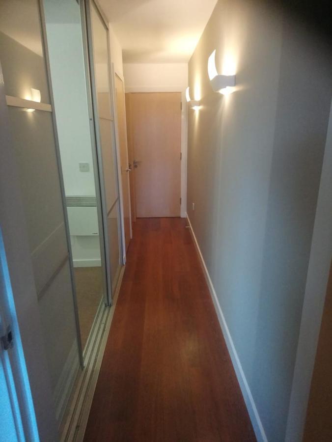 Apartment 1 Bedroom Flat In Centre-sleeps 4 Sheffield