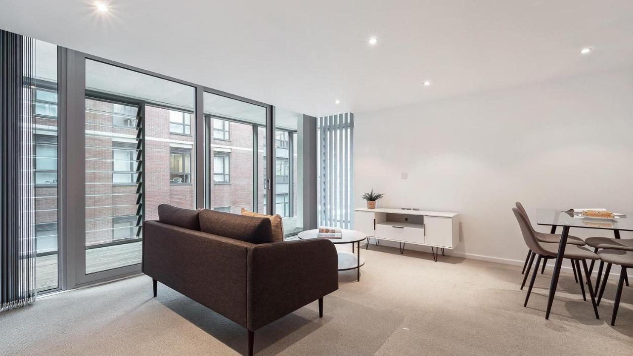 Apartment Stylish 2br In Heart Of