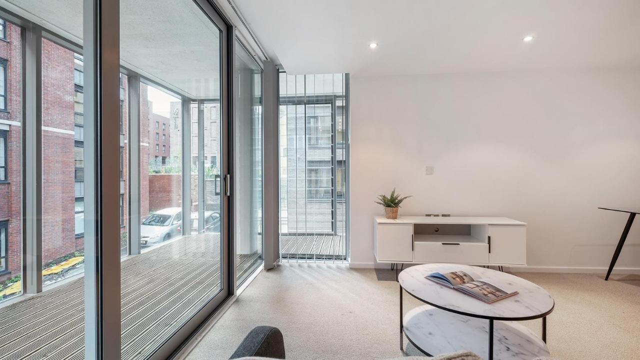 Apartment Stylish 2br In Heart Of