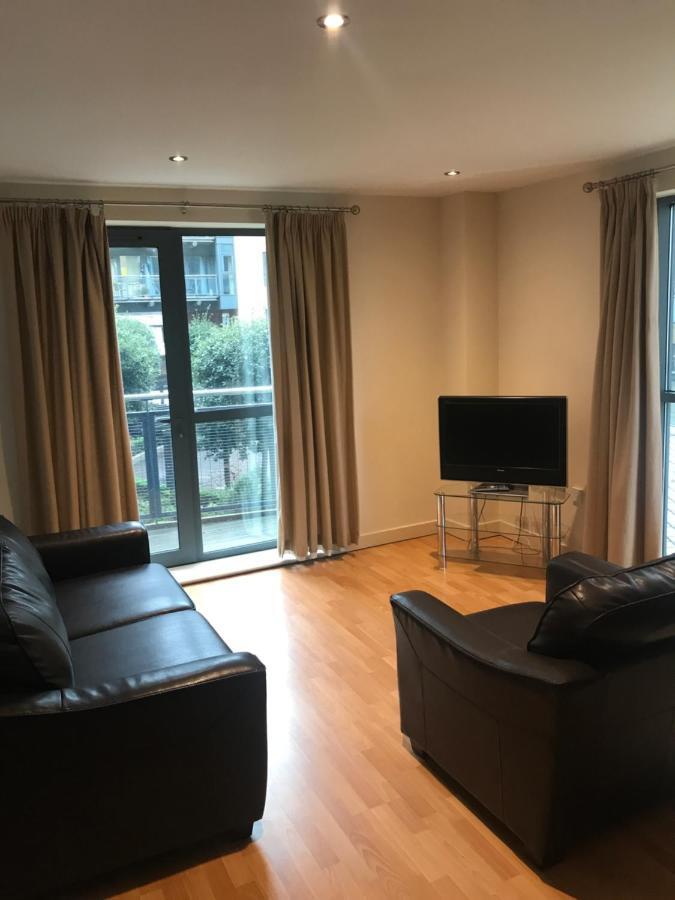 West One Panorama Apartment