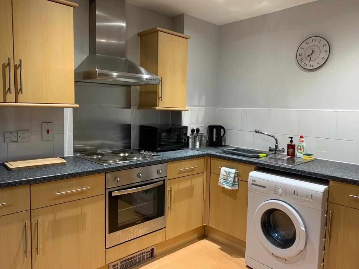 Apartment Lark - Sleeps 6, Secure Parking! Perfect For Centre Working Or Leisure In Trendy Kelham Island,