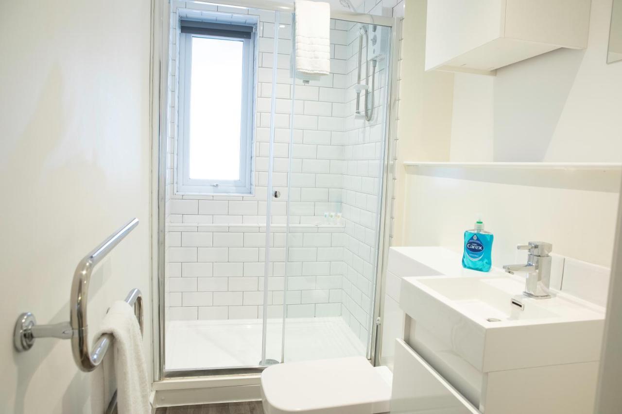 Bells Court - City Centre, Opulent Living Serviced *