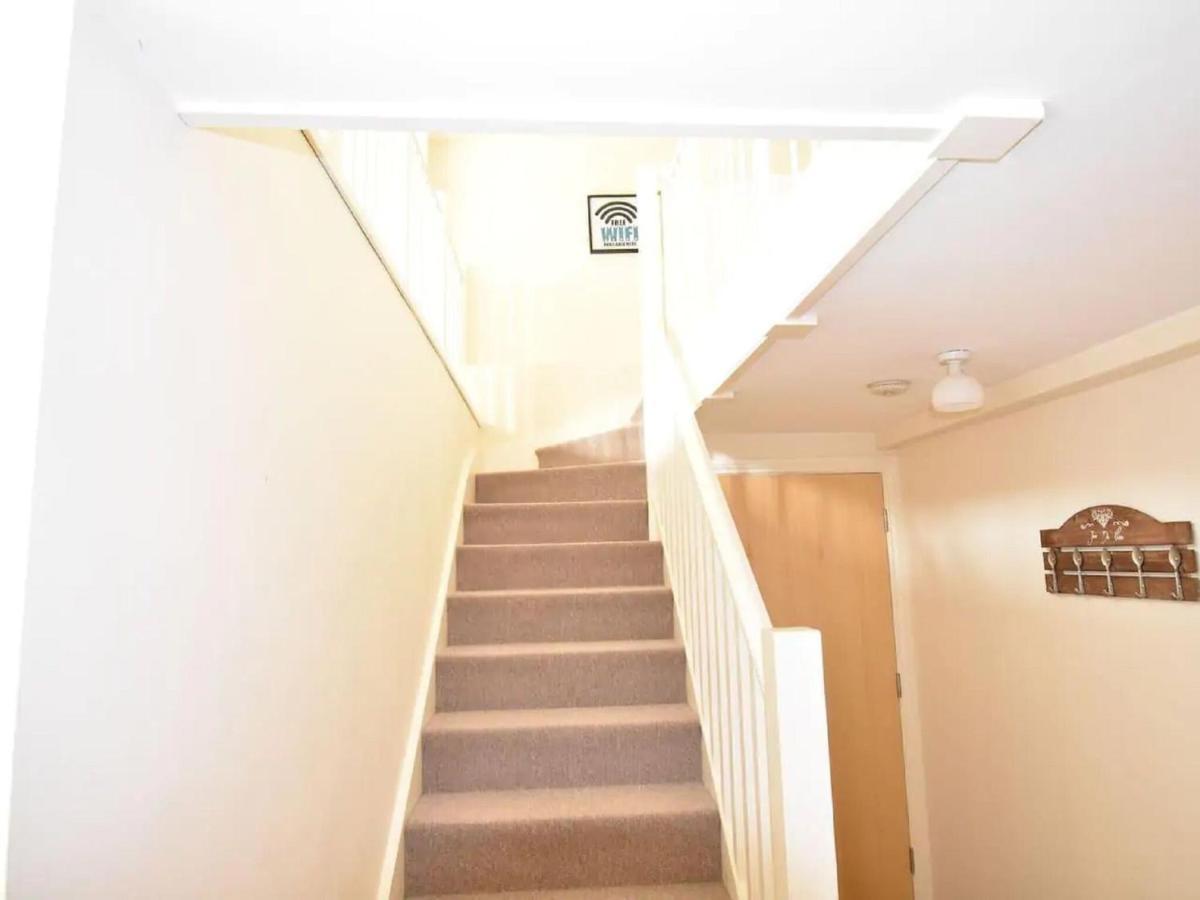 Holiday home Historic In Near Town Centre *