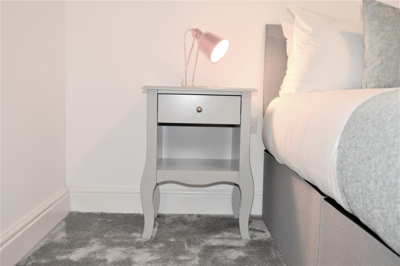 Kiwi 30: Spacious Centre Apartment