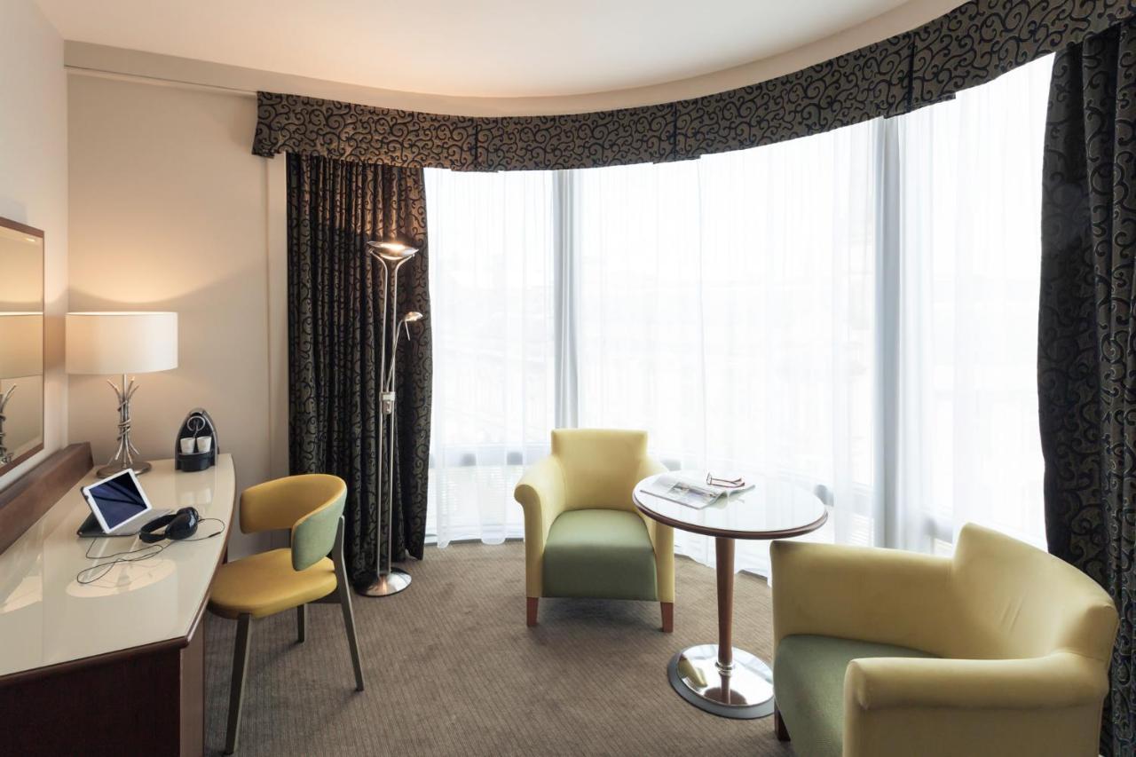 Mercure St Paul's & Hotel