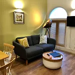 Homely Serviced Apartments - Figtree