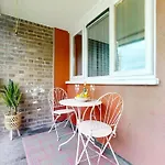 3 Bed Sheffield City Centre Apartment - Sleeps 8