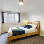 3 Bed Sheffield City Centre Apartment - Sleeps 8