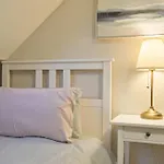 Stradbroke House - 5 Bed Townhouse, Sleeps 11, Great For Group Stays & Workers, Free Parking & Netflix - Hosted By Stay Host Save