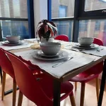 2 Bedroom Luxury Penthouse In Sheffield City Centre