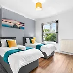 Hilltop Place Suites Near Meadowhall