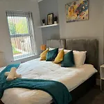 Hilltop Place Suites Near Meadowhall