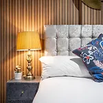 Sheffield City Apartment Oasis