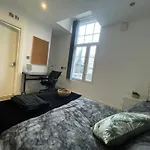 Elegant Urban 2Br Hideaway