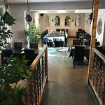 The Dalbury And Palmer Hotel With Free Parking