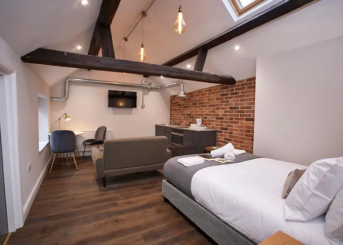 Three Cranes Serviced Apartments