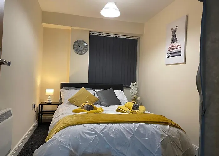 Royal Plaza Apartments
