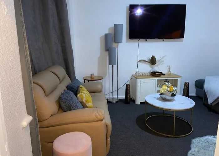 Handsworth Home - 2 Bedroomed