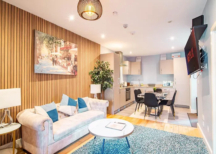 Ebenezer Street Retreat - Spacious 4 Bedroom House