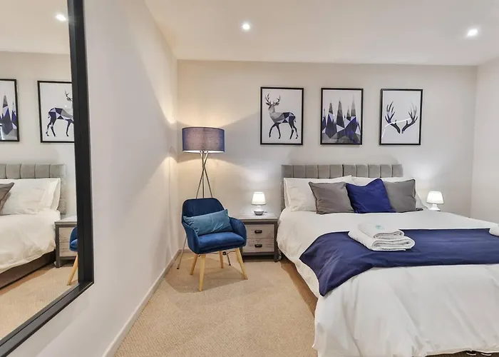 Cosy, Exclusive Sheffield House Near Peak District