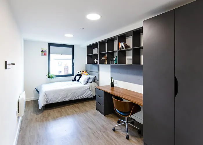 New Era Living - Ensuite Rooms Next To Bramall Lane