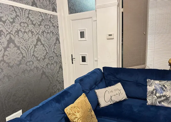 Luxury Room In Sheffield City Road