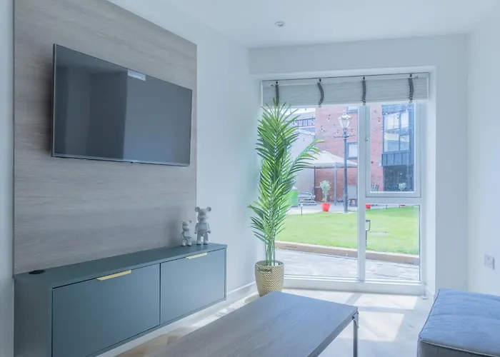 Modern 1-Br Flat, Near Bramall Lane, Free Wifi, Unit 4