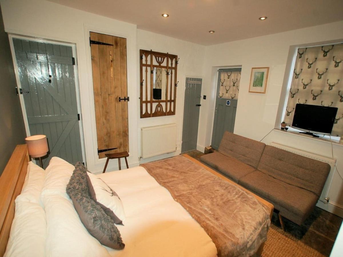 Simons Cottage, Peak District - Sleeps 6