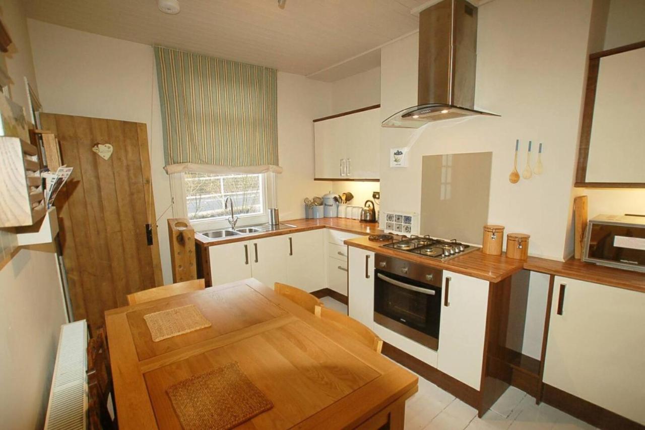 Simons Cottage, Peak District - Sleeps 6