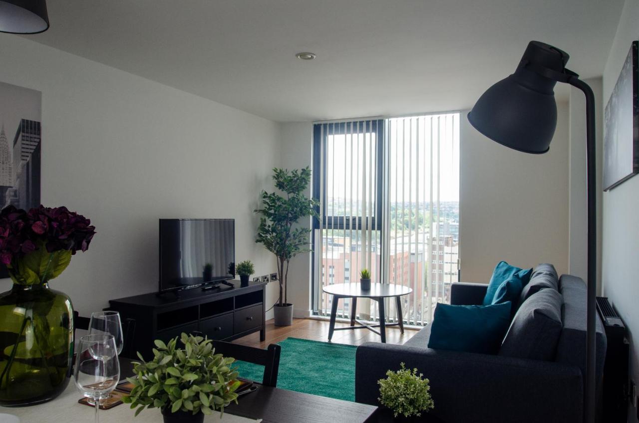 Teal 14: Centre Retreat With Panoramic Views * Sheffield
