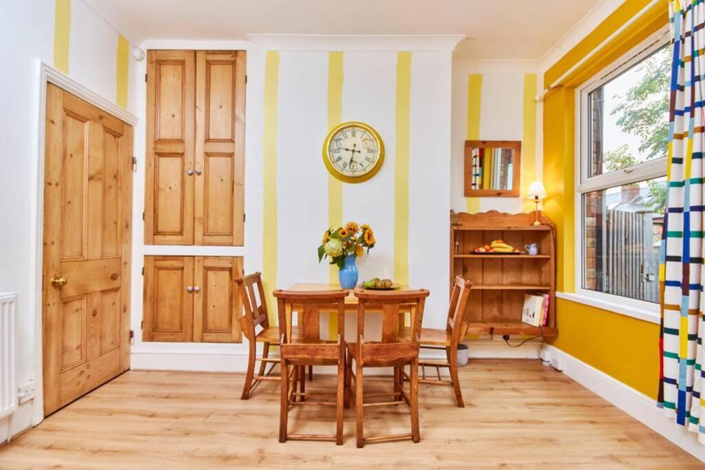 Holiday home Family House - And Peak District