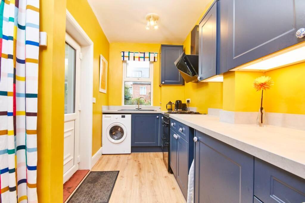 Family House - And Peak District Holiday home *