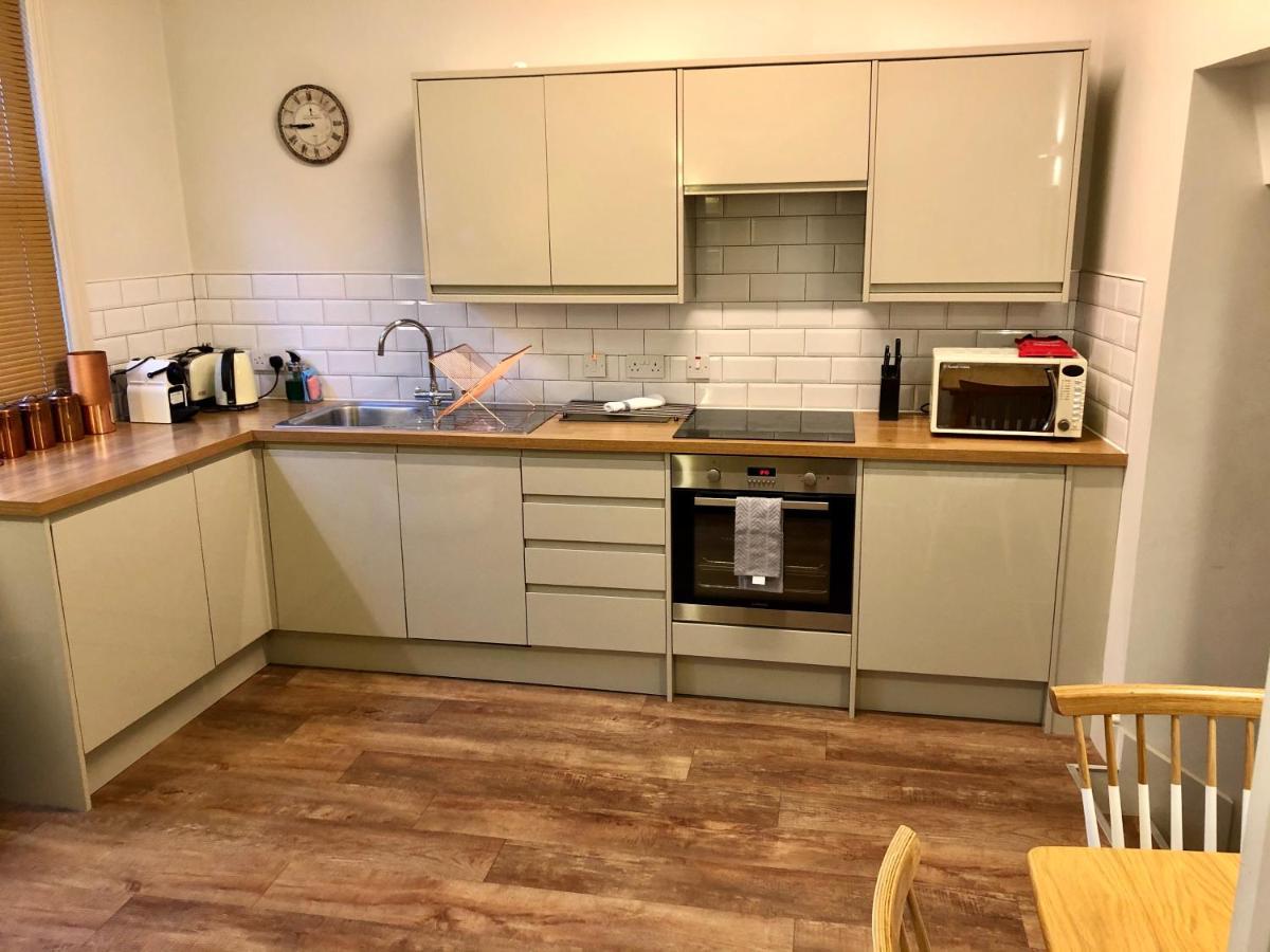 Homely Serviced - Figtree *