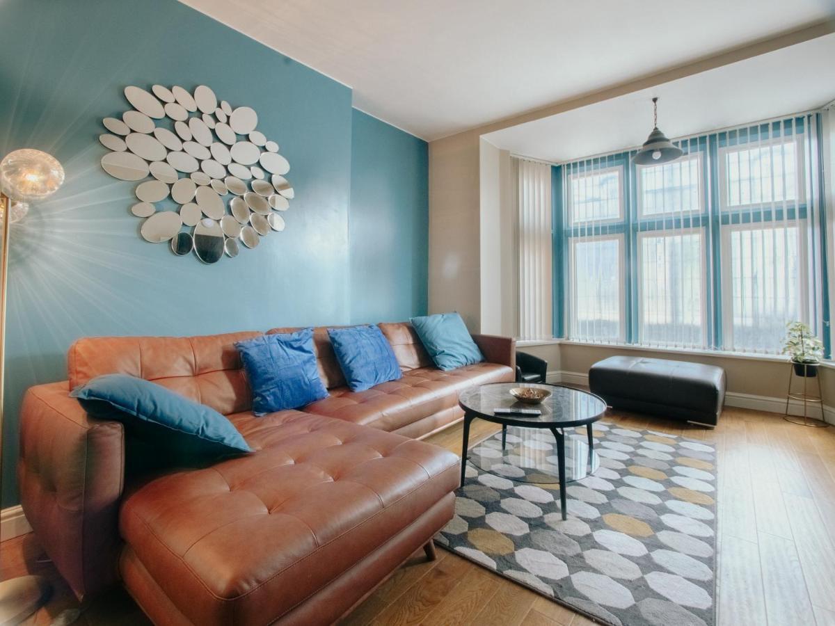 Bessemer House Apartment *