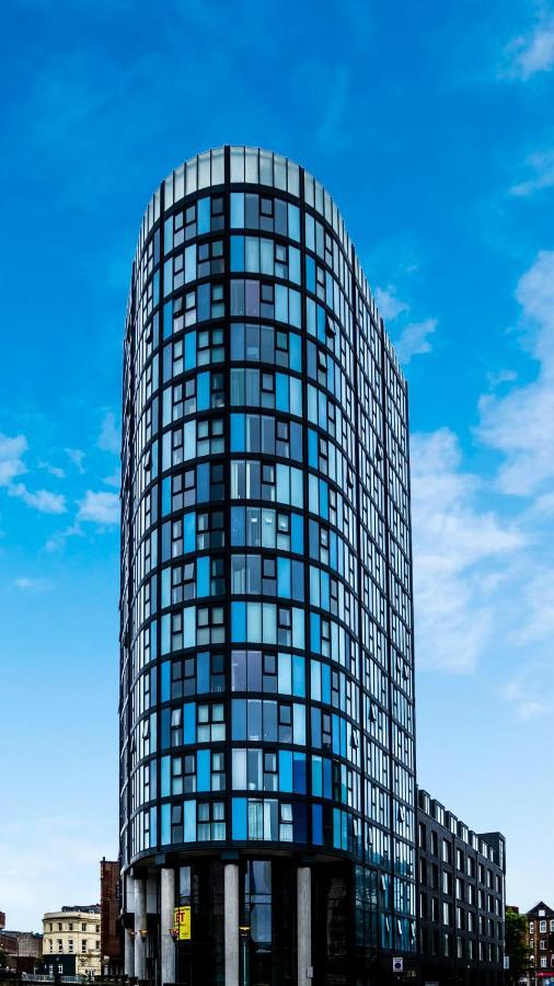 Exquisite 2-bedroom - Centre *