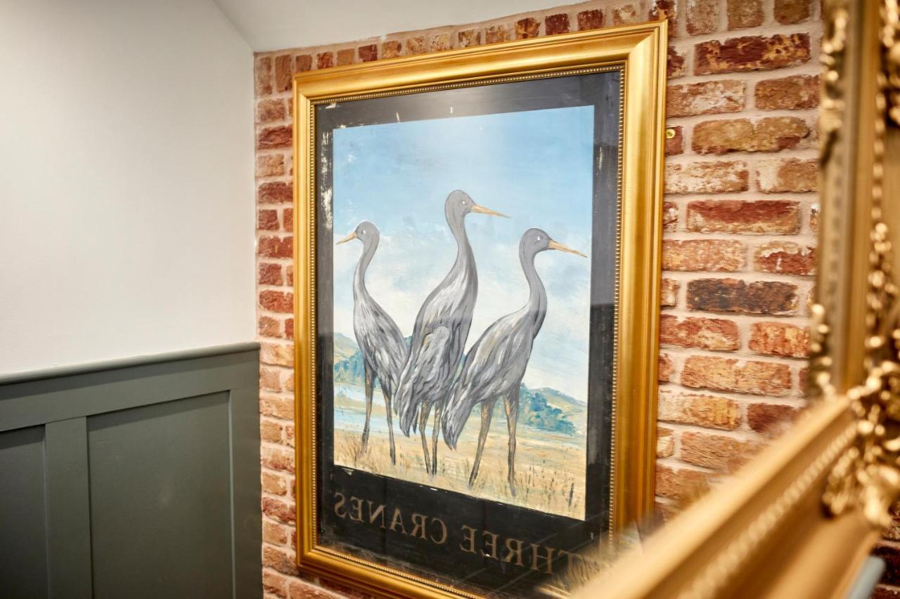 Hotel Three Cranes Serviced 4*