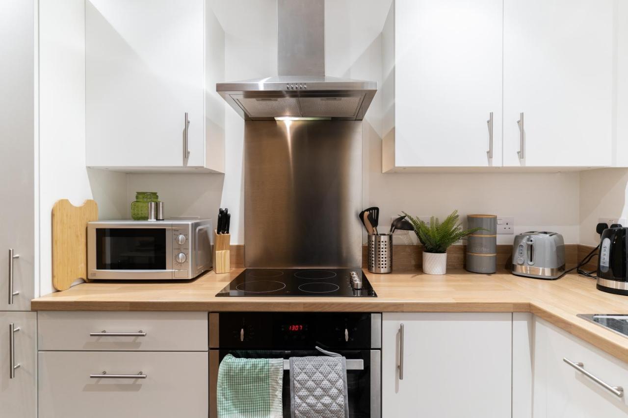 Sovereign Apartment *